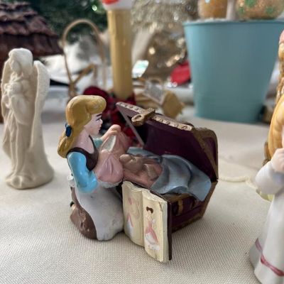 Sale Photo Thumbnail #96