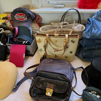 Sale Photo Thumbnail #124