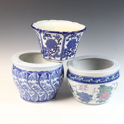 Three Chinese Style Porcelain Fishbowls and Planter