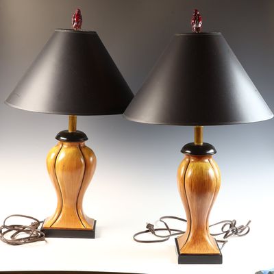 A Pair of Chinoiserie Faux-Bois Urn-Form Table Lamps with Hotei Finials