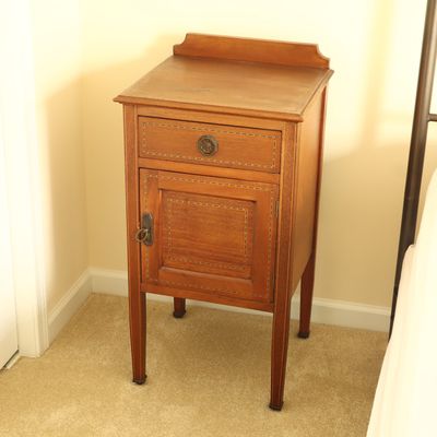 Inlaid Mahogany Hepplewhite Revival Bedside Cabinet