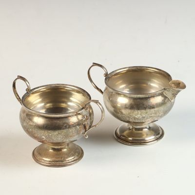 A Pair of Manchester Silver Co. Sterling Silver Creamer and Sugar Bowl