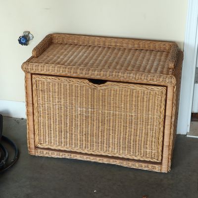 Wicker and Rattan Tilt-Front Shoe Storage Chest with Gallery Top