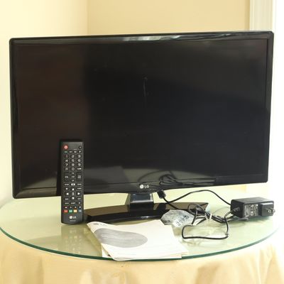 LG 24-Inch 720p LED Smart Television Model 24LH4830-PU