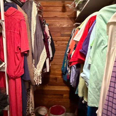Sale Photo Thumbnail #188