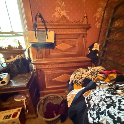 Sale Photo Thumbnail #148