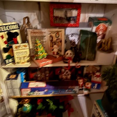 Sale Photo Thumbnail #193