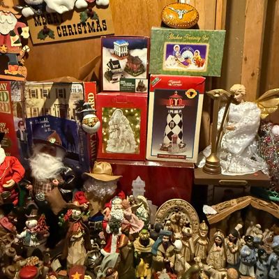 Sale Photo Thumbnail #213