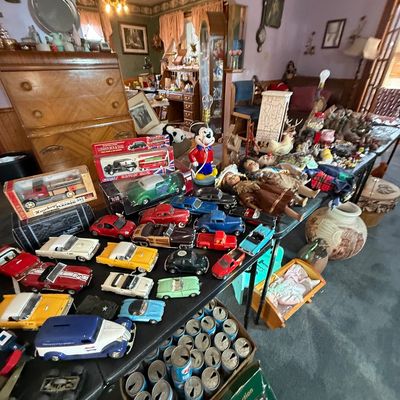 Sale Photo Thumbnail #112
