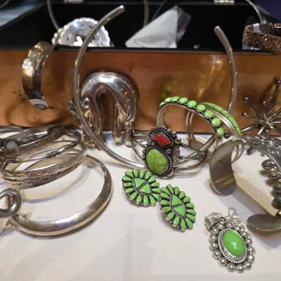 Sale Photo Thumbnail #3