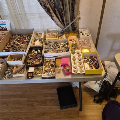 Sale Photo Thumbnail #53