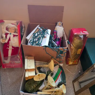 Sale Photo Thumbnail #25