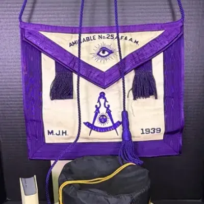 Vintage Masonic Apron 1939, Scottish Rite 32nd Degree Cap, Eastern Star Bible & Money Clip