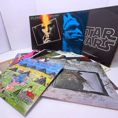 Vintage Vinyl: REM Chronic Town 1st Pressing, David Bowie, Led Zeppelin, Star Wars Soundtrack & More