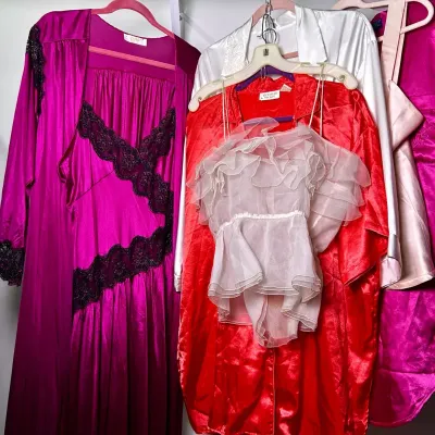 Vintage Victoria’s Secret, Val Mode & More Lingerie/Sleepwear (L-XL)