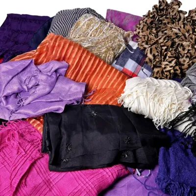 Lafayette, Oscar de la Renta, Liz Claiborne Silk & More Scarves 