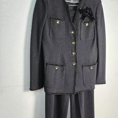 Vintage St John Collection Black Knit Jacket & Basics Pants Set: Size 2
