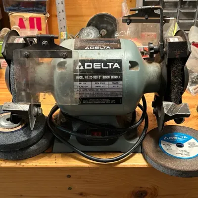 Delta 6” Bench Grinder Model 23-680