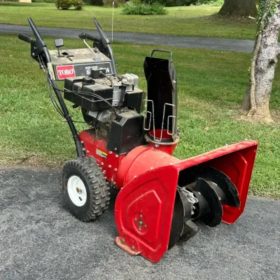 Toro Power Shift 824 Snow Blower Model 38540