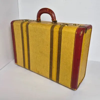 Vintage Overnight Case / Small Suitcase