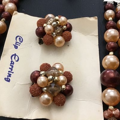 Beautiful Fall Vintage Set New