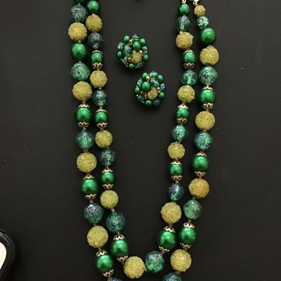 Green Vintage Necklace With Matching Earring New