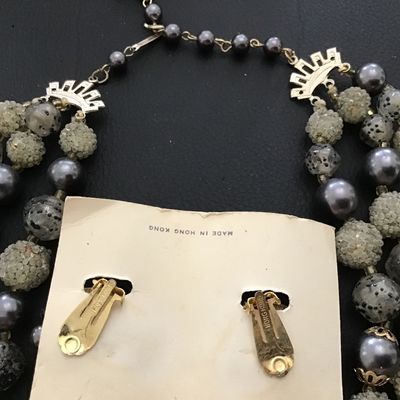 Gray and Black Sugar Beaded Vintage Necklace with Earrings set Vintage New