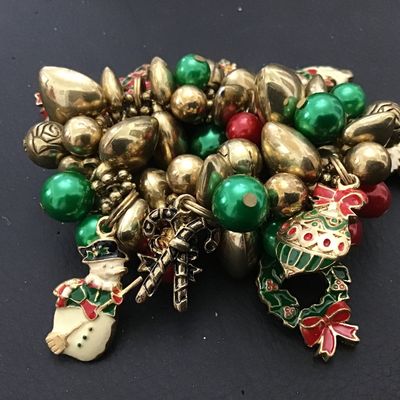 Vintage Holiday Cha cha Charm Bracelet