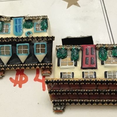 Rita’s Designer Earrings Dream House 24 Kt Plated Pave set Rhinestones With original Card