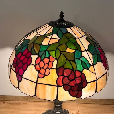 Tiffany Style Grape Motif Table Lamp (GB-RG)