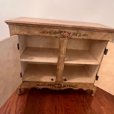 Hand-Painted French Provincial Style Accent Cabinet (H-RG)