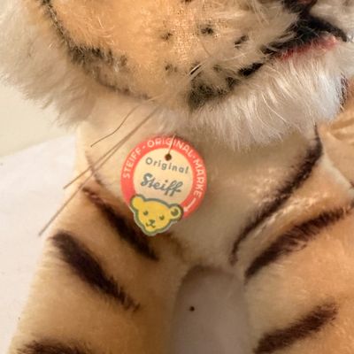 Steiff Plush Lion and Tiger Collection (GB-MG)