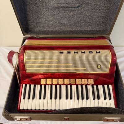 Hohner Accordion with Hard Case (G-MG)