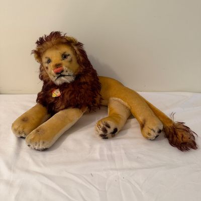 Steiff Plush Lion and Tiger Collection (GB-MG)