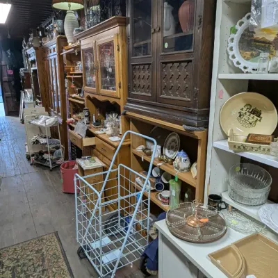 Sale Photo Thumbnail #122
