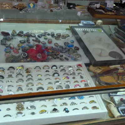 Sale Photo Thumbnail #143