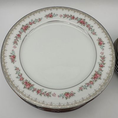 Noritake Roselane Fine China Dinnerware Set – 50 Pieces