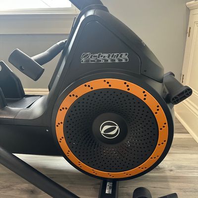Octane Fitness Rō Commercial Indoor Rowing Machine