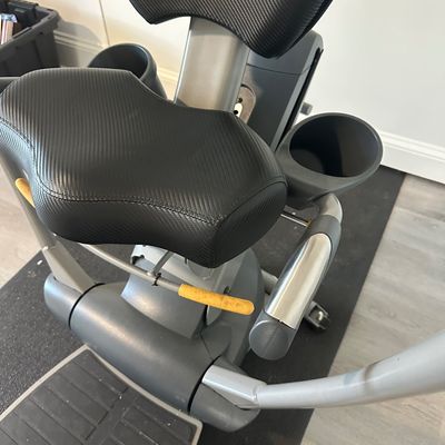 Octane Fitness xR6 Series Recumbent Elliptical