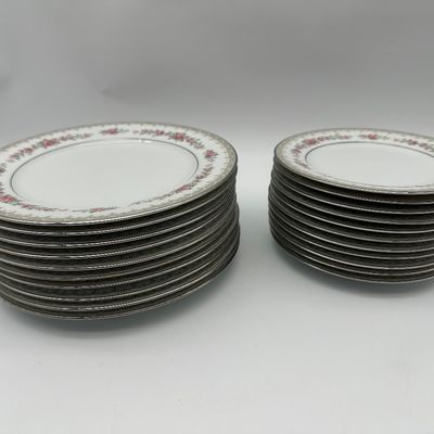 Noritake Roselane Fine China Dinnerware Set – 50 Pieces