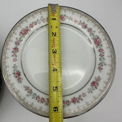 Noritake Roselane Fine China Dinnerware Set – 50 Pieces