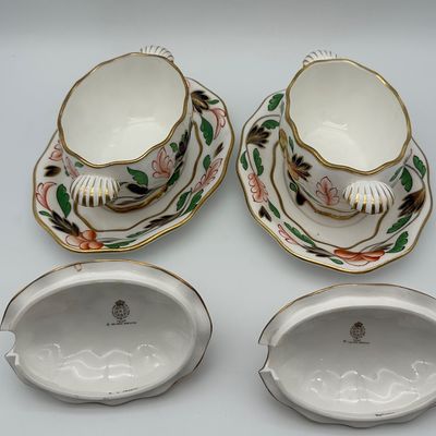 Royal Worcester Imari Fine Bone China Dinner Service, 1964