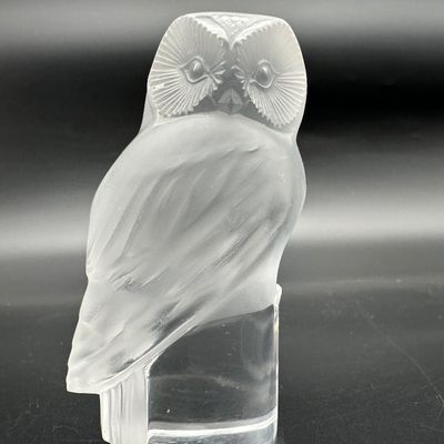Lalique France Signed Frosted Clear Crystal Owl Figurine