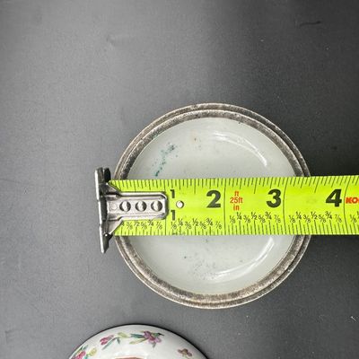 Antique Chinese Famille Rose Porcelain Covered Box