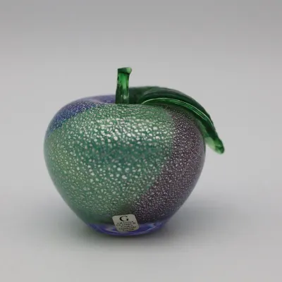 Gränna Glasbruk Swedish Art Glass Apple Paperweight