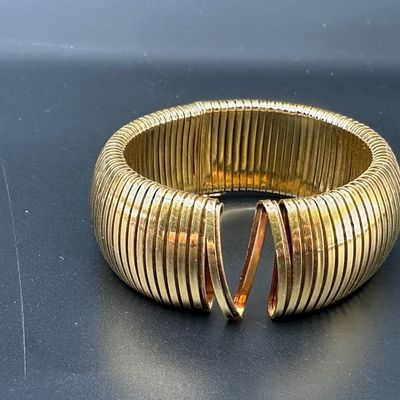 Italian 18K Gold Wide Tubogas Bracele