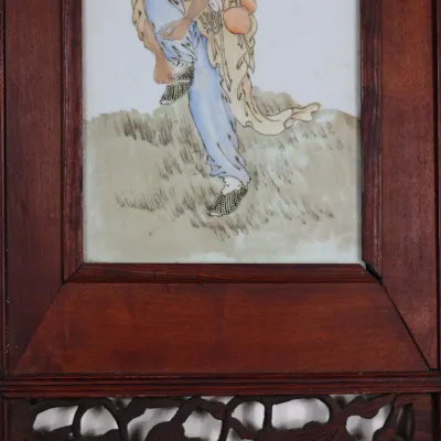 Chinese Famille Rose Porcelain Figural Plaque in Carved Hardwood Frame