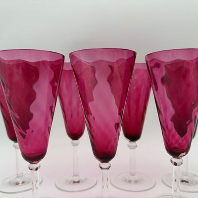Set of 7 Cranberry Pink Optic Glass Champagne Flutes