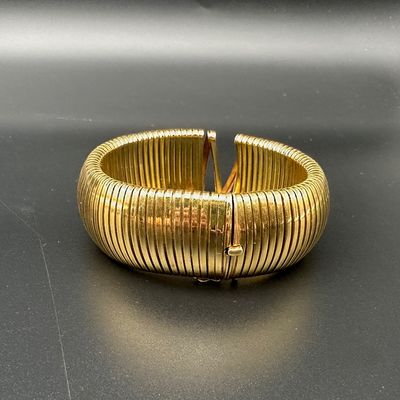 Italian 18K Gold Wide Tubogas Bracele