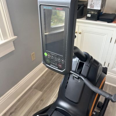 Octane Fitness Rō Commercial Indoor Rowing Machine
